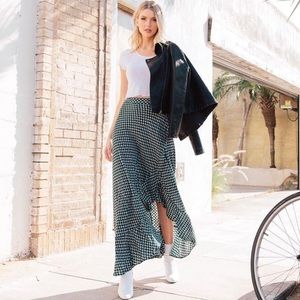 Band oF Gypsies Floral Wrap Around Skirt